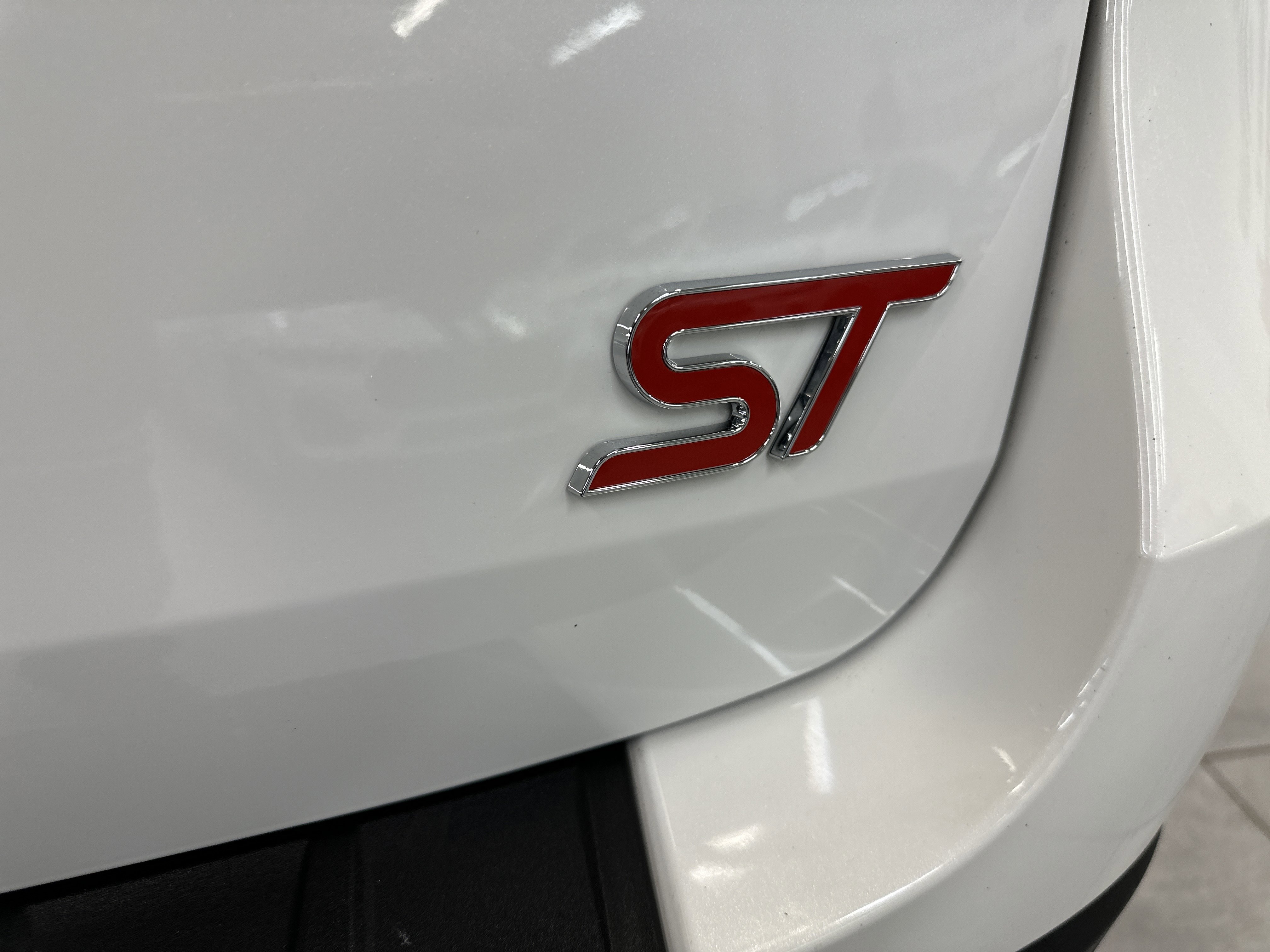 Certified 2023 Ford Explorer ST w/ Equipment Group 401A image 11