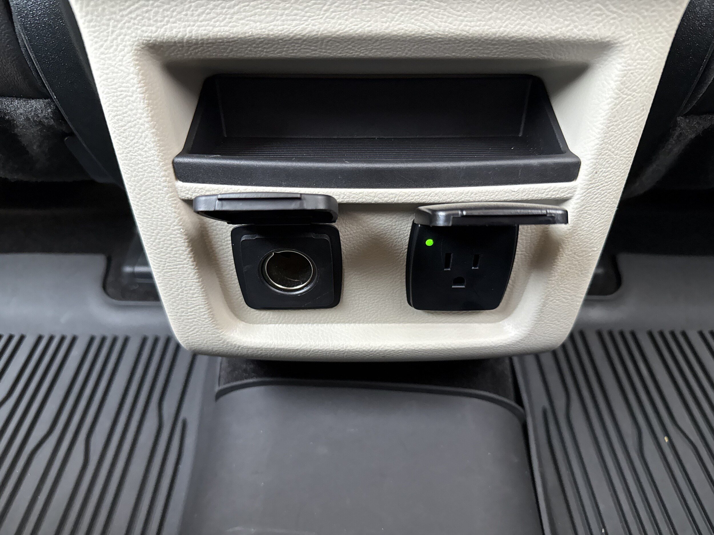 Certified 2020 Ford Edge Titanium FWD image 25