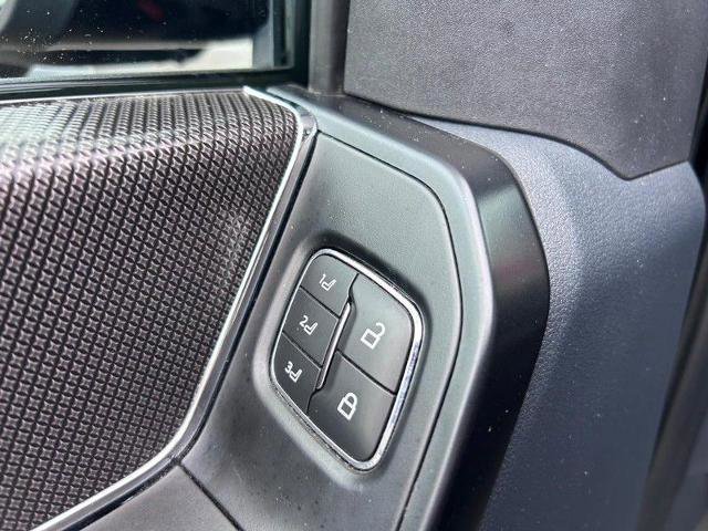 Certified 2022 Ford F150 Raptor w/ Equipment Group 801A High image 21