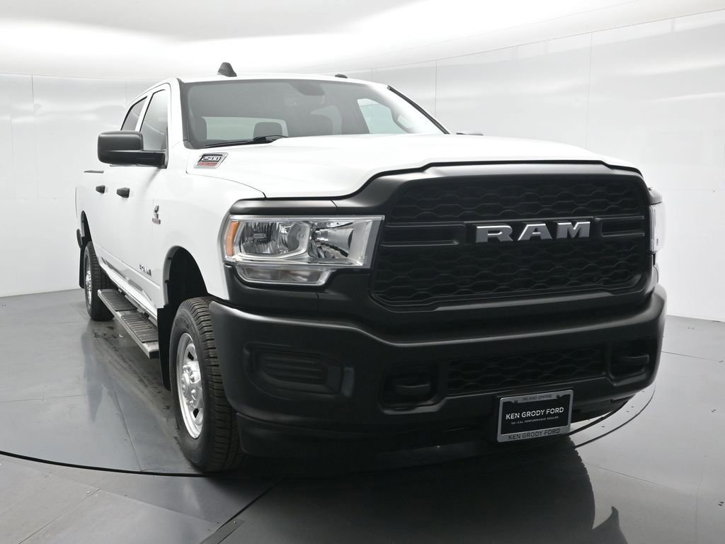 Used 2022 RAM 2500 Tradesman w/ Convenience Group image 2