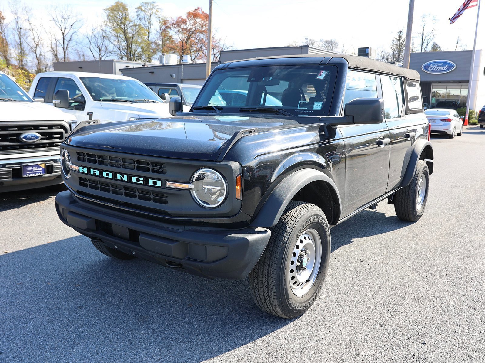 Certified 2023 Ford Bronco 4-Door image 8