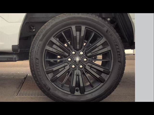 Certified 2024 Ford F150 Platinum w/ Equipment Group 702A High AWD/4WD image 5