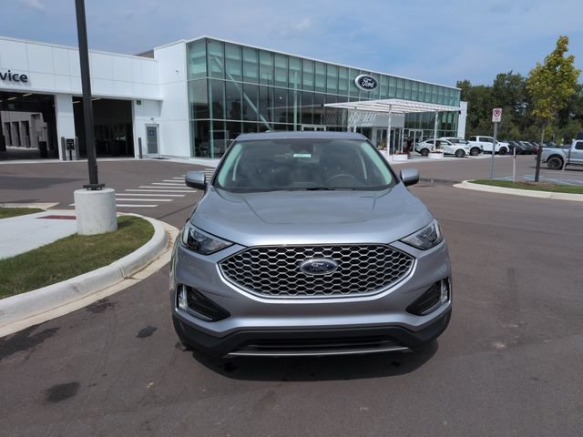 Certified 2024 Ford Edge SEL w/ Convenience Package AWD/4WD image 8