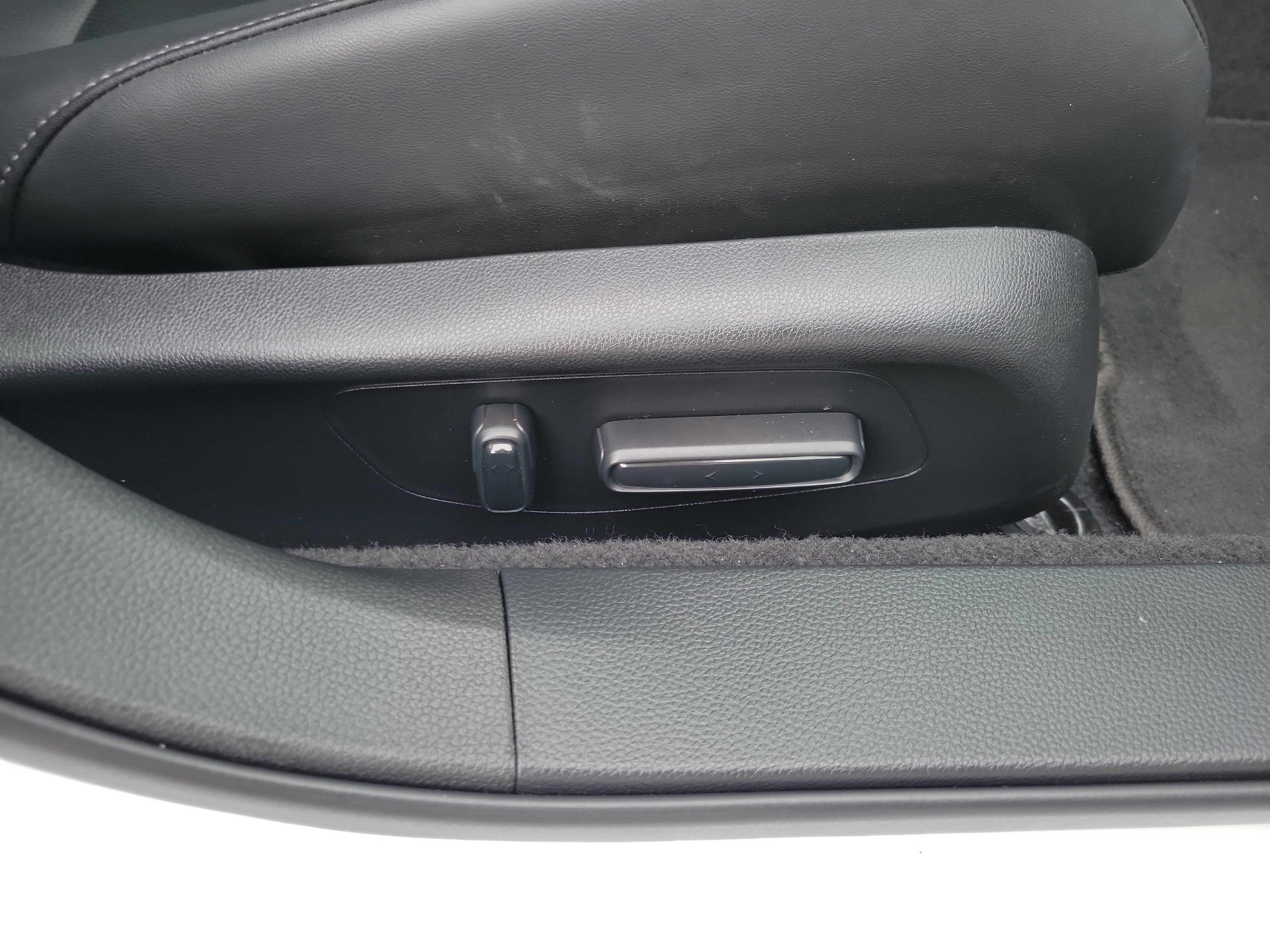 Used 2023 Honda Accord Sport image 30