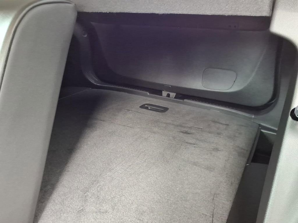 Used 2025 Chevrolet Trax LT w/ LT Convenience Package image 15