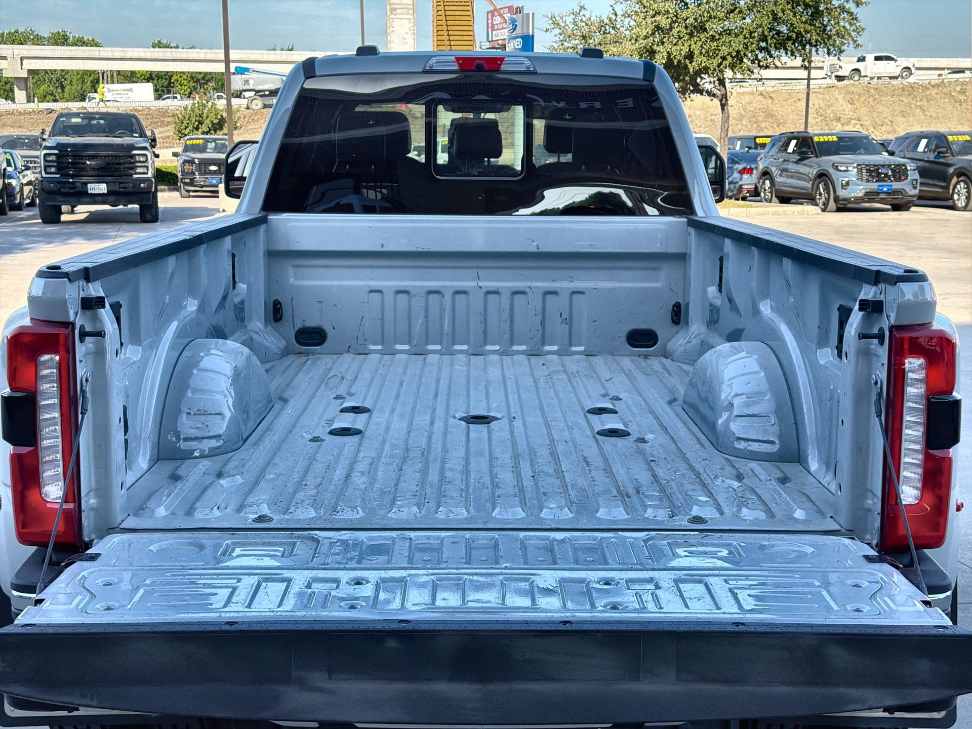 Certified 2025 Ford F450 Lariat w/ Chrome Package AWD/4WD image 24