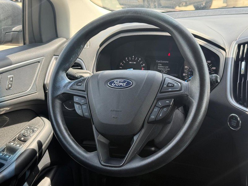 Certified 2019 Ford Edge SE AWD/4WD image 16