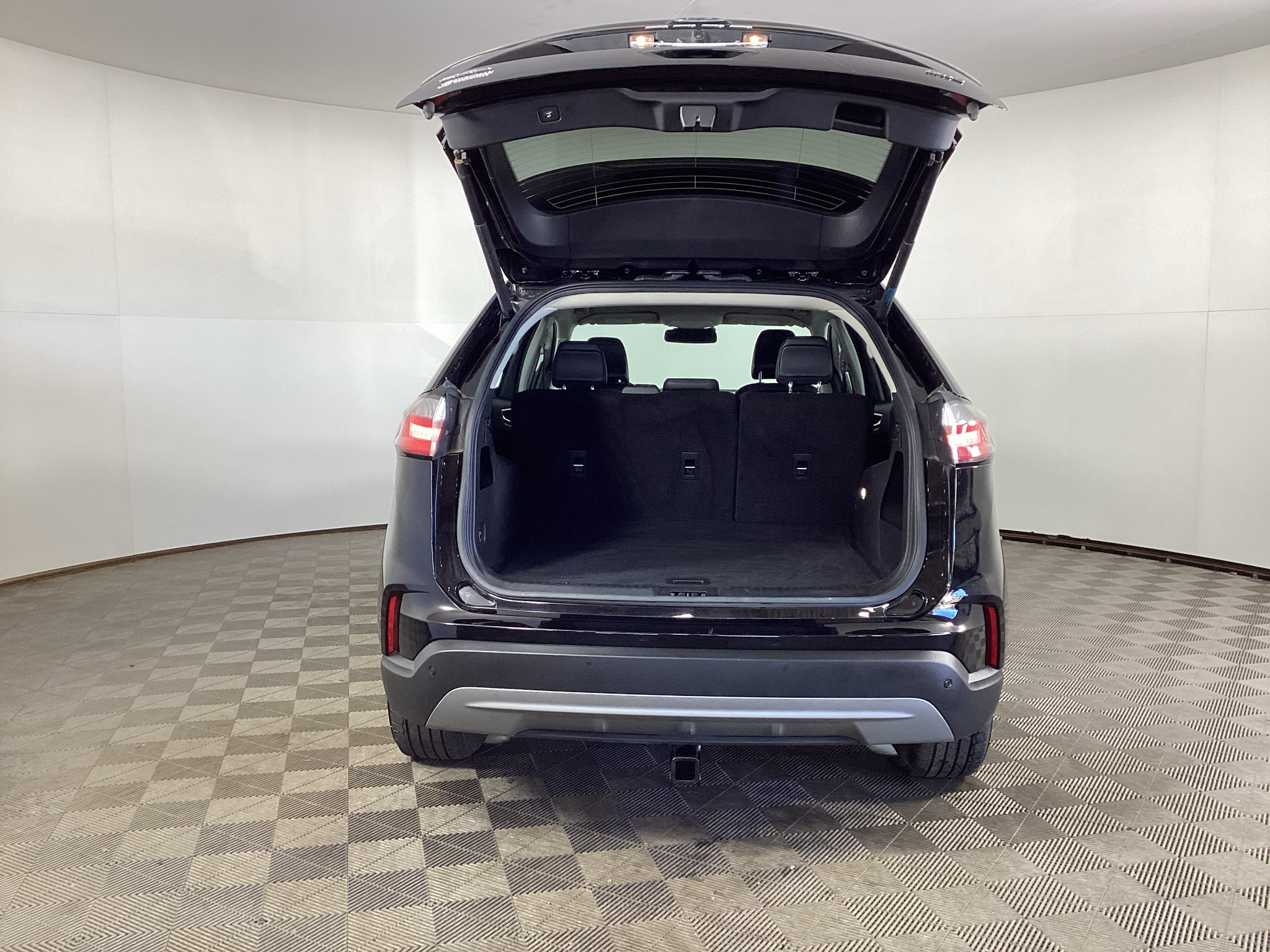 Certified 2024 Ford Edge SEL w/ Convenience Package AWD/4WD image 29