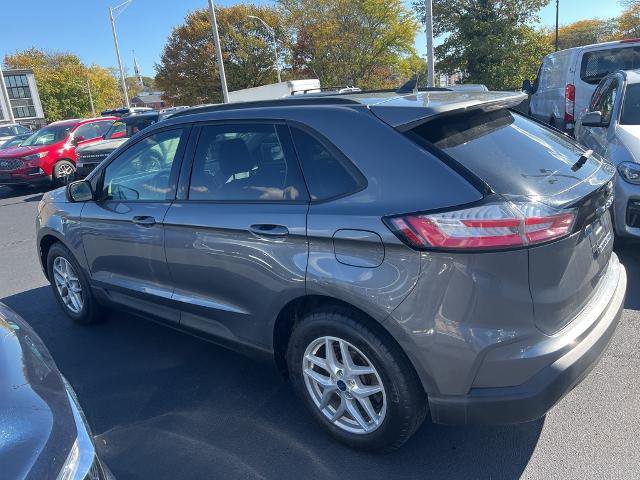Certified 2022 Ford Edge SE image 4