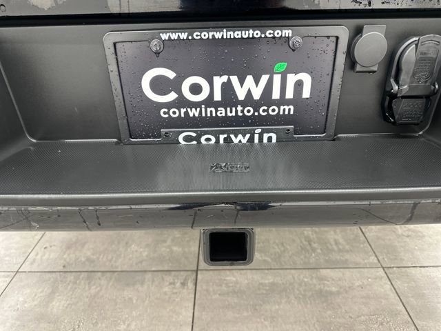 Certified 2025 Ford F150 Platinum w/ FX4 Off-Road Package image 21