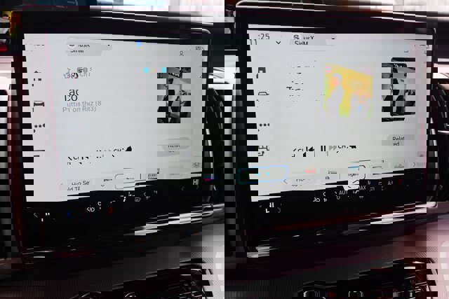 Certified 2025 Ford Expedition Max Active image 28