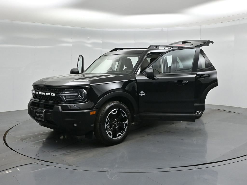 Certified 2025 Ford Bronco Sport Outer Banks w/ Outer Banks Tech Package+ image 56