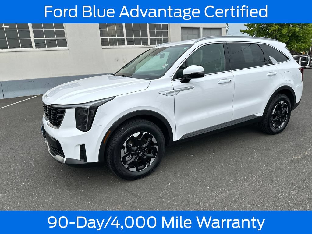 Used 2024 Kia Sorento S AWD/4WD image 3