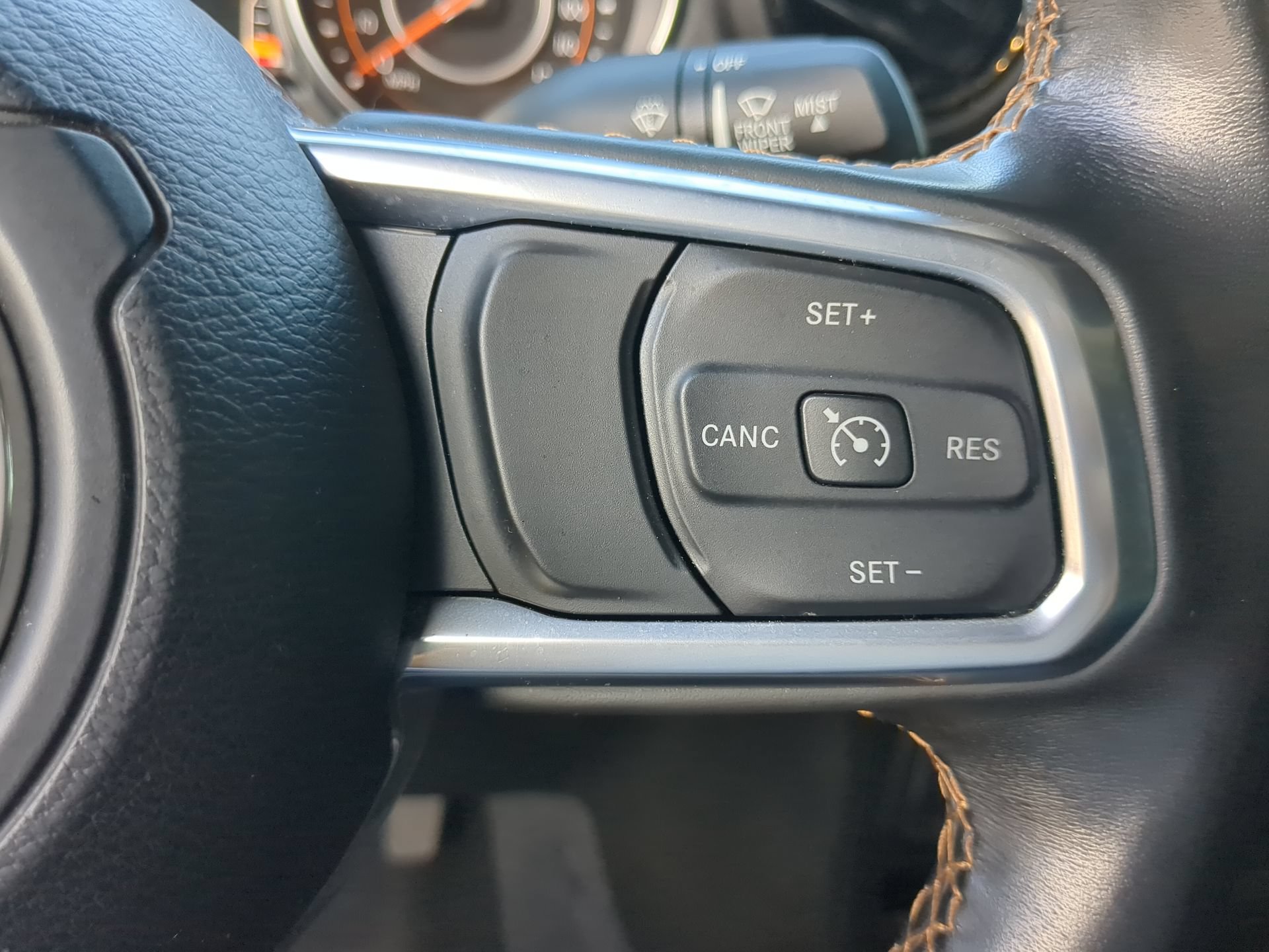 Used 2022 Jeep Gladiator Overland AWD/4WD image 65