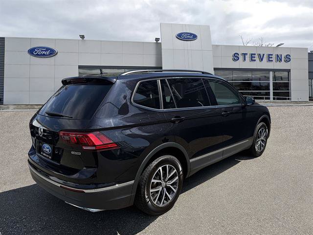 Used 2020 Volkswagen Tiguan SE w/ Panoramic Sunroof Package AWD/4WD image 4