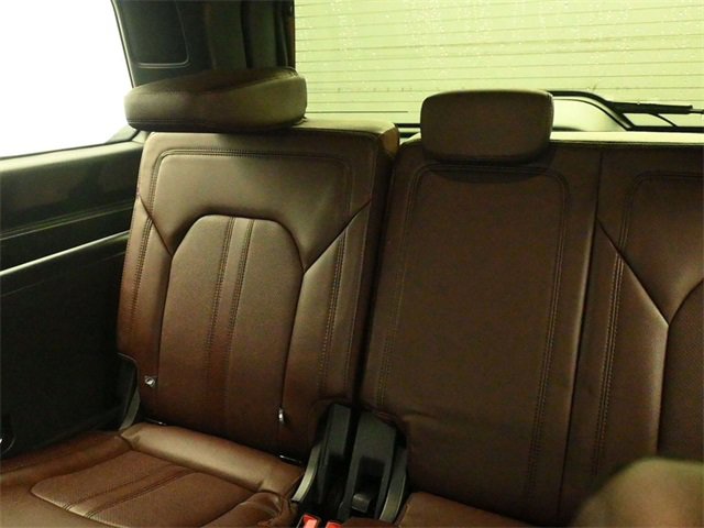 Certified 2022 Ford Expedition Limited image 13