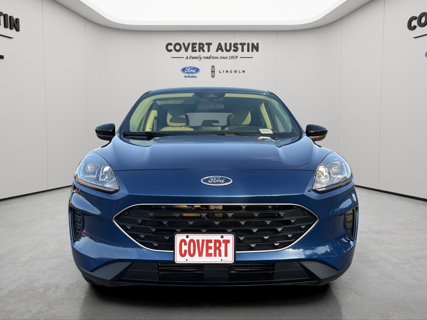 Certified 2022 Ford Escape SE w/ SE Sport Appearance Package image 8