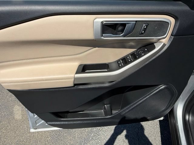 Certified 2023 Ford Explorer XLT w/ Equipment Group 202A AWD/4WD image 20