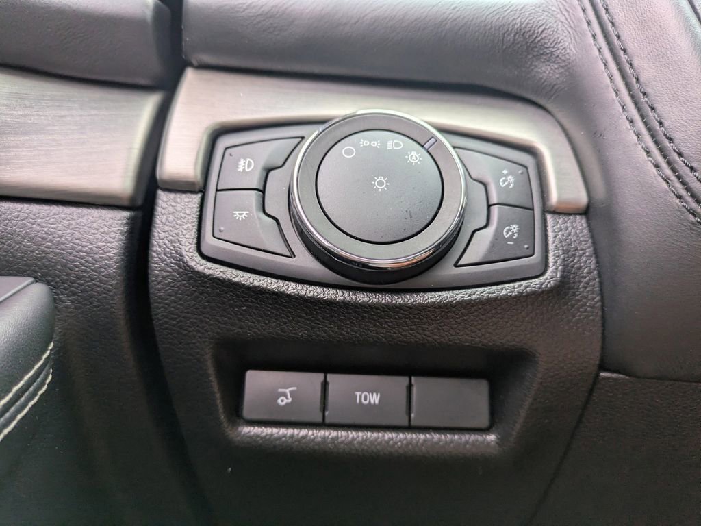 Certified 2019 Ford Explorer Platinum AWD/4WD image 27