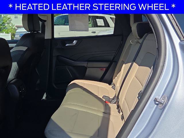Certified 2022 Ford Escape SEL w/ Technology Package AWD/4WD image 10