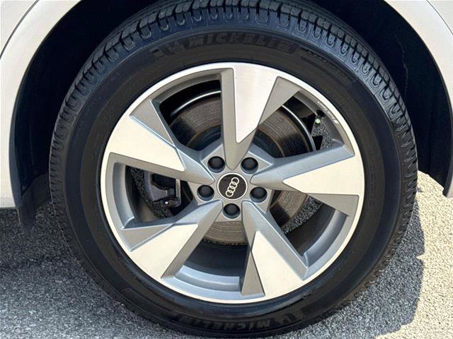 Used 2023 Audi Q5 2.0T Premium Plus AWD/4WD image 9