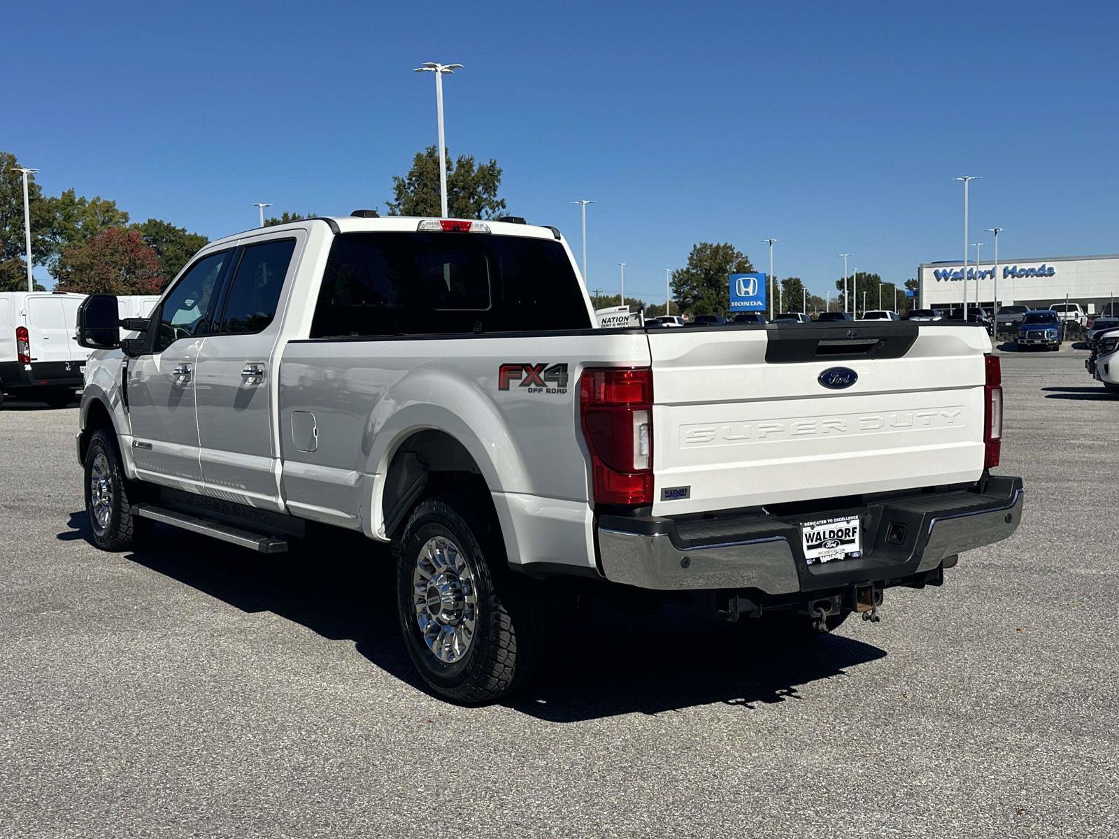 Certified 2020 Ford F350 Lariat w/ Lariat Ultimate Package AWD/4WD image 4