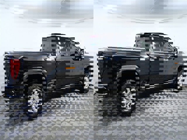 Used 2021 GMC Sierra 3500 Denali w/ Denali Ultimate Package image 4