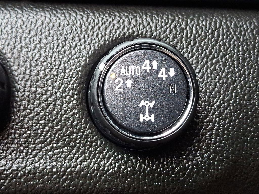 Used 2020 GMC Canyon All Terrain w/ Trailering Package image 25