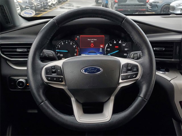 Certified 2022 Ford Explorer XLT w/ Equipment Group 202A image 31