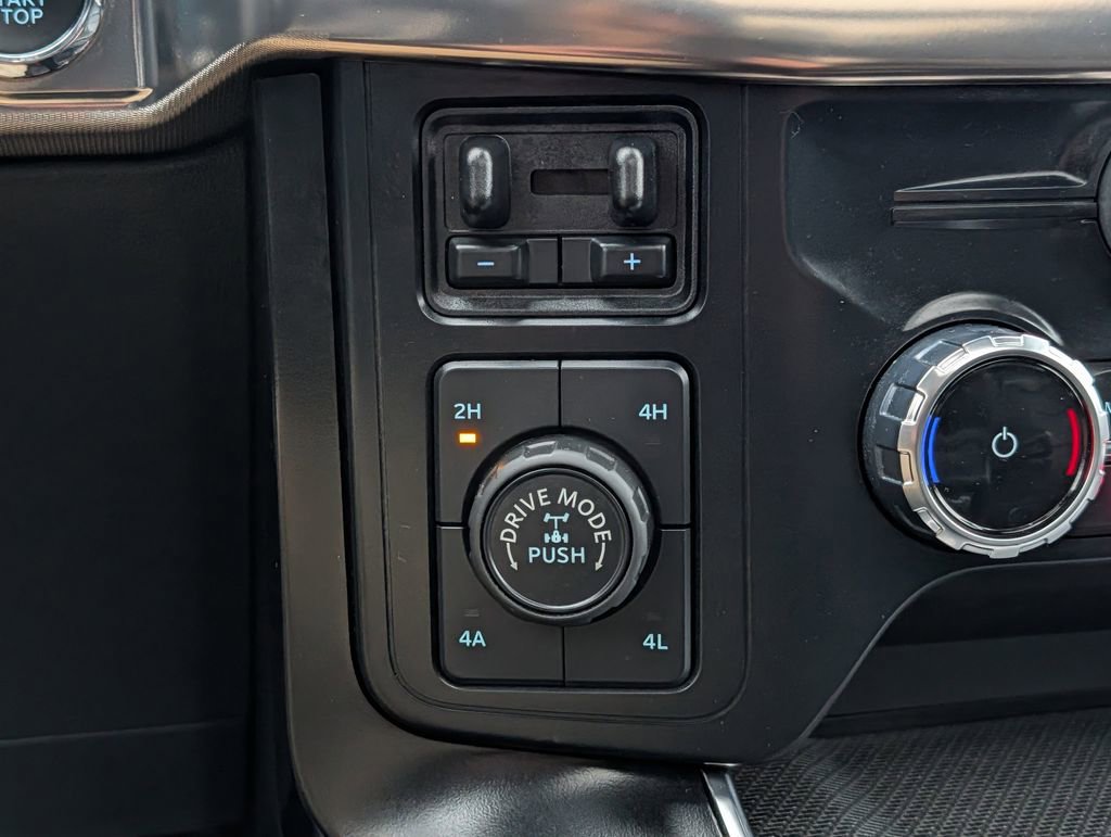 Certified 2023 Ford F150 Raptor w/ Raptor Carbon Fiber Package AWD/4WD image 26