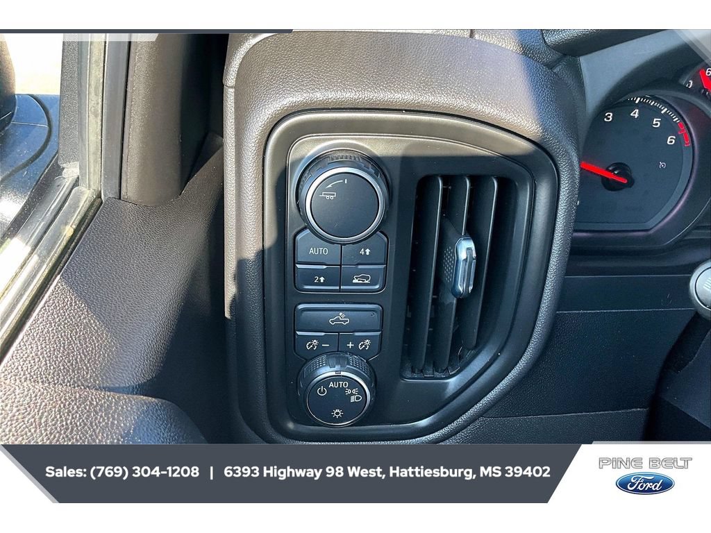 Used 2023 Chevrolet Silverado 1500 Custom AWD/4WD image 23