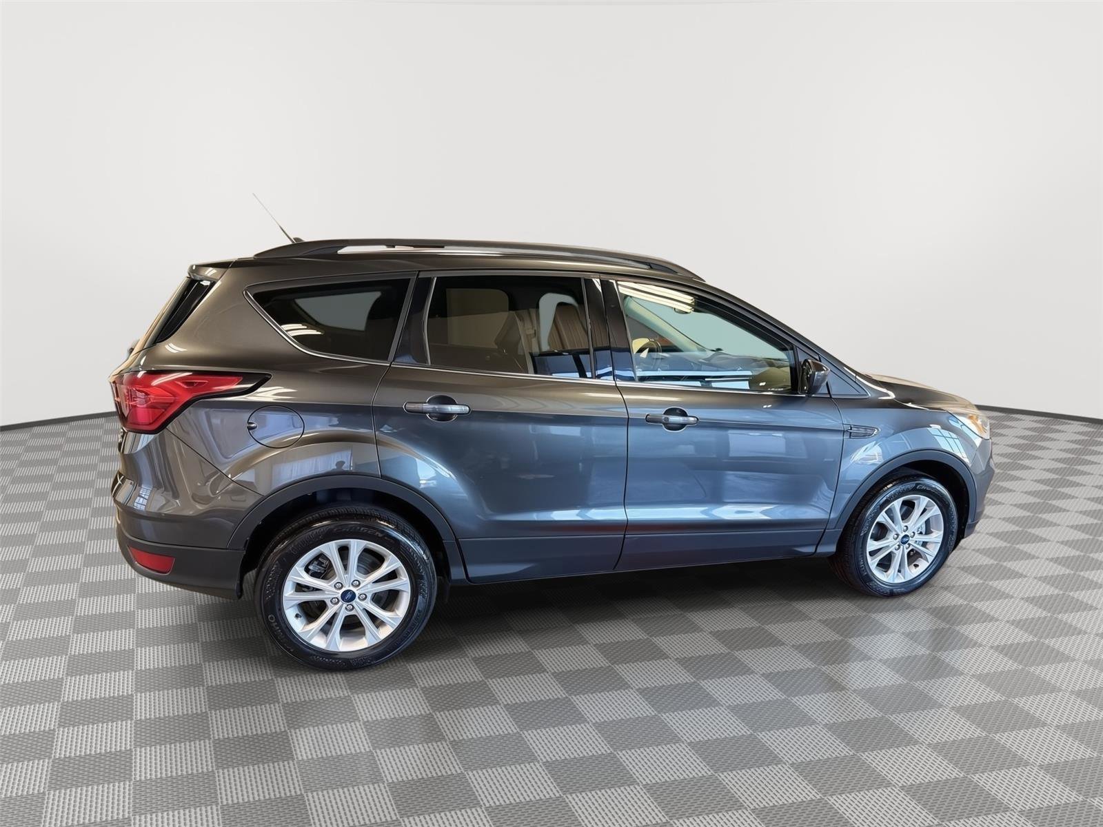 Certified 2019 Ford Escape SEL image 2