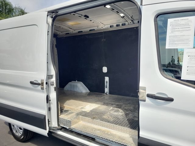 Certified 2022 Ford E-Transit Medium Roof w/ Load Area Protection Package RWD image 17
