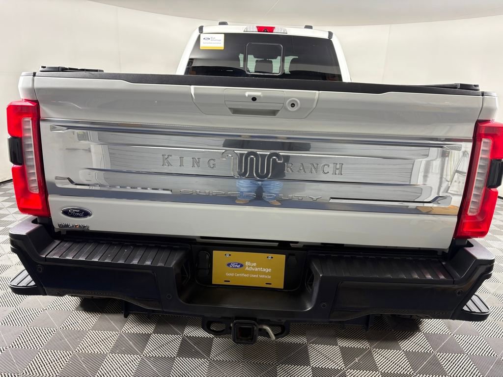 Certified 2025 Ford F450 King Ranch w/ FX4 Off-Road Package image 4