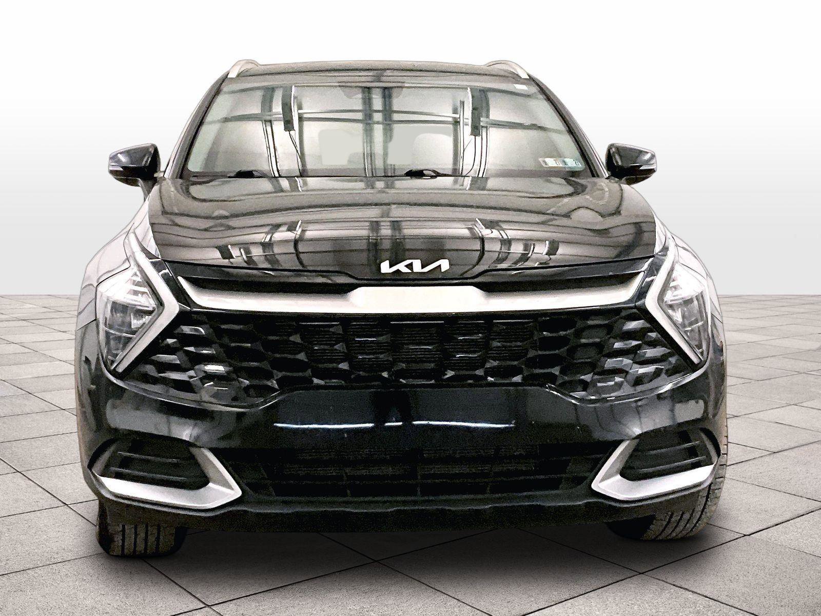 Used 2023 Kia Sportage EX image 3