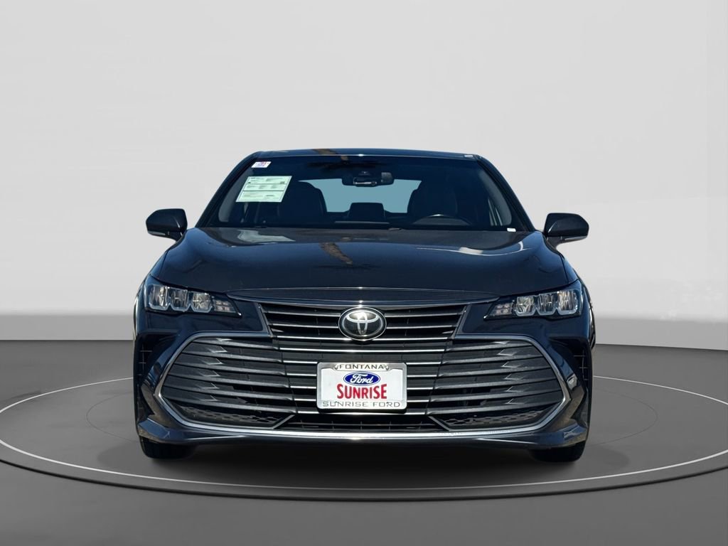 Used 2020 Toyota Avalon XLE image 6