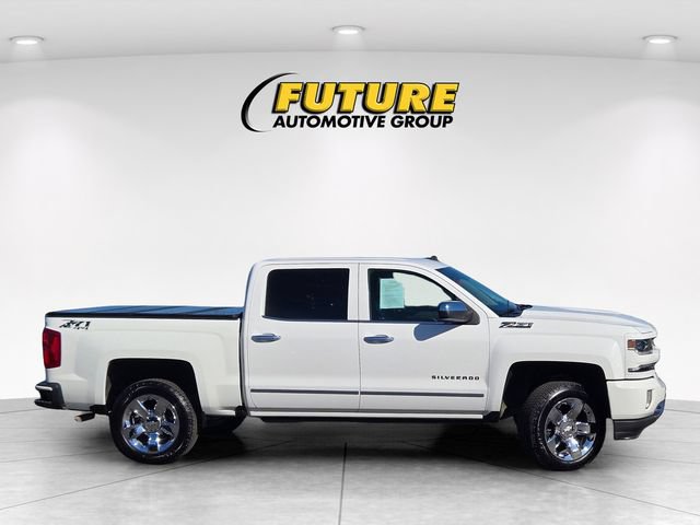 Used 2017 Chevrolet Silverado 1500 LTZ Z71 w/ LTZ Plus Package AWD/4WD image 3