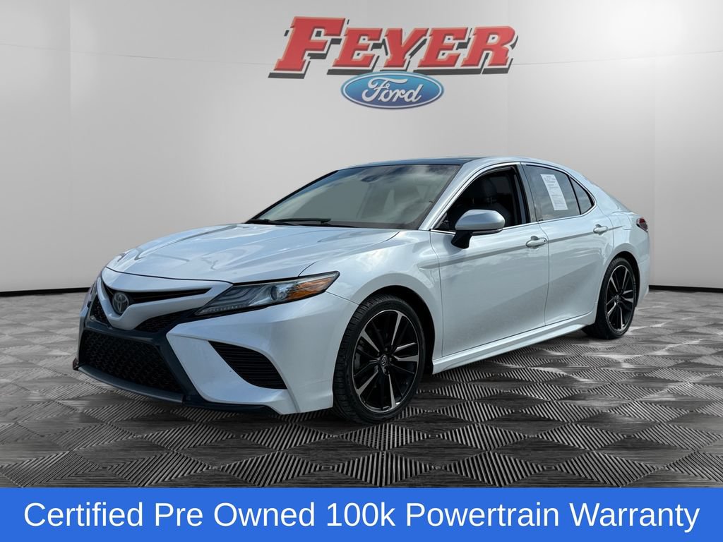 Used 2019 Toyota Camry XSE FWD image 1