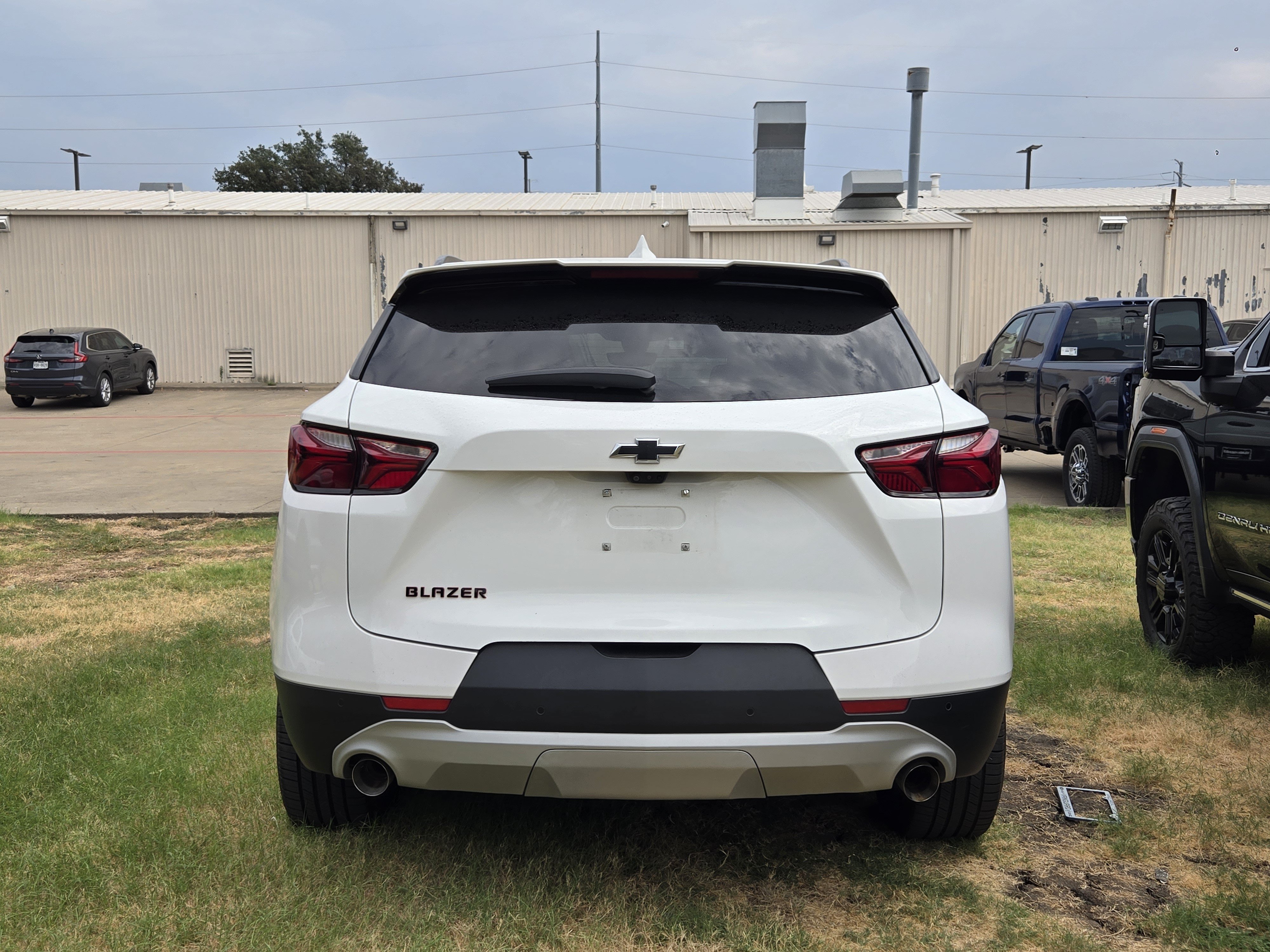 Used 2022 Chevrolet Blazer LT w/ Redline Edition FWD image 5