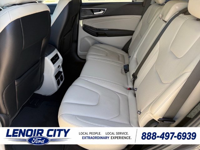 Certified 2020 Ford Edge Titanium w/ Equipment Group 301A AWD/4WD image 11