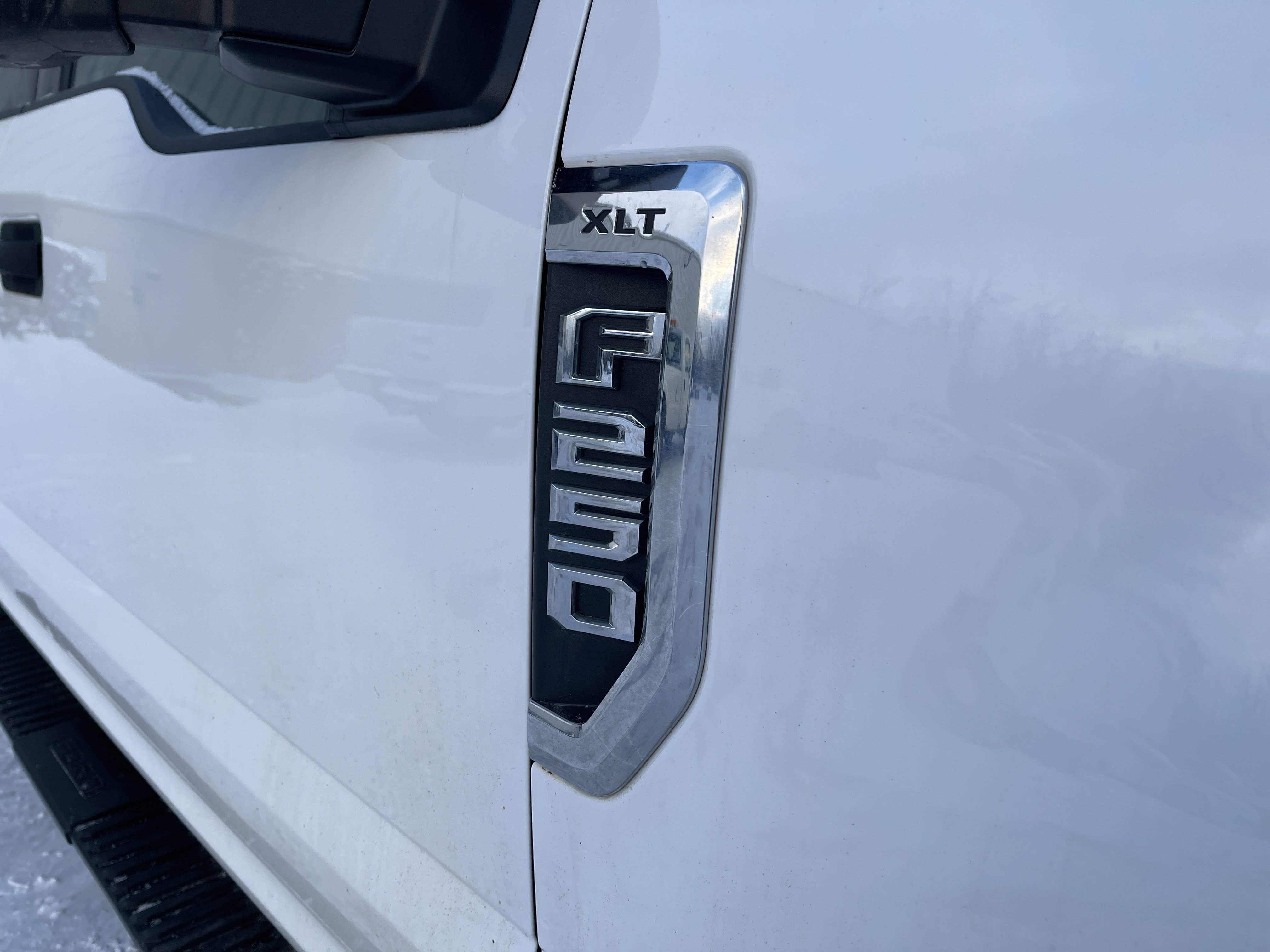 Certified 2022 Ford F250 XLT w/ Snow Plow Prep Package image 25