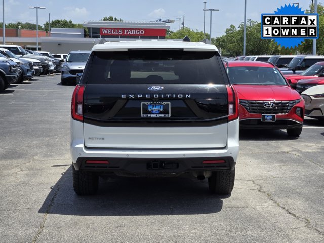 Certified 2025 Ford Expedition Active AWD/4WD image 6