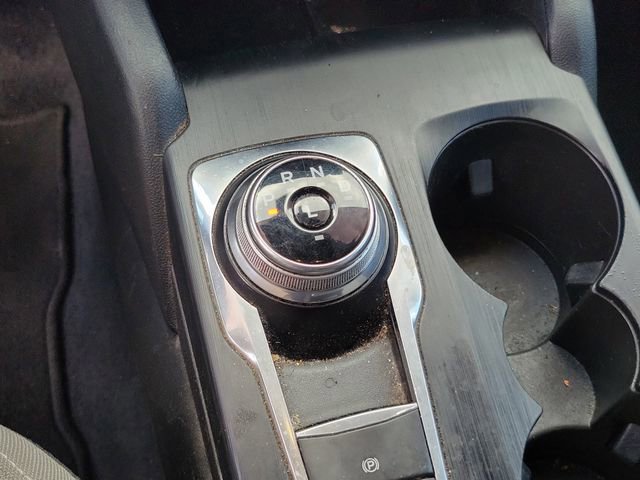 Certified 2020 Ford Escape SE image 25