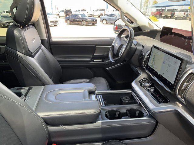 Certified 2025 Ford Expedition Max Platinum AWD/4WD image 21