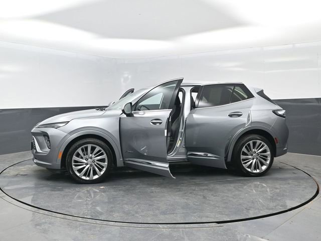 Used 2024 Buick Envision Avenir AWD/4WD image 30