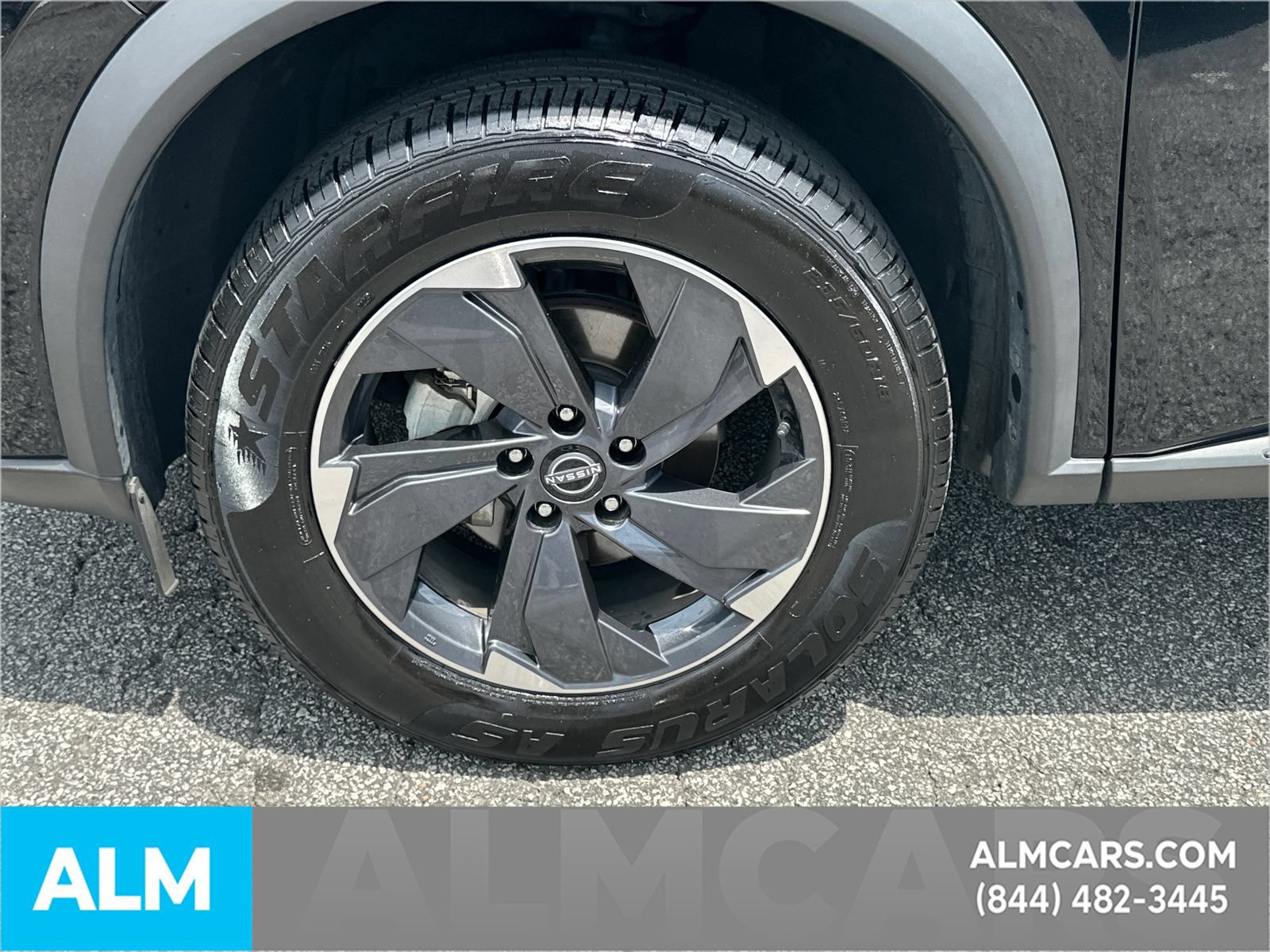 Used 2025 Nissan Rogue SV FWD image 12