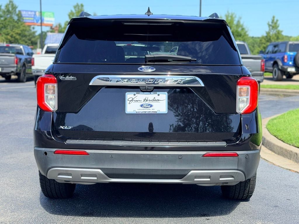 Certified 2023 Ford Explorer XLT w/ Equipment Group 202A RWD image 6