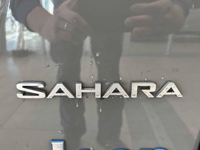 Used 2023 Jeep Wrangler Unlimited Sahara w/ Cold Weather Group image 30