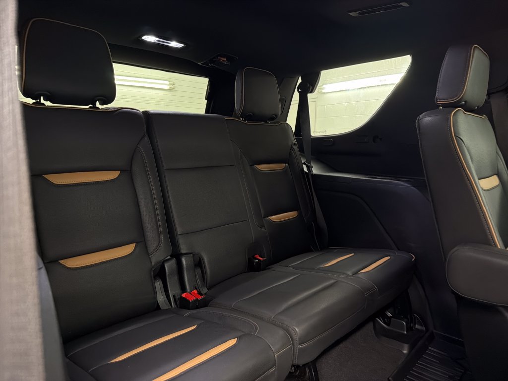 Used 2023 GMC Yukon AT4 w/ AT4 Premium Plus Package AWD/4WD image 33