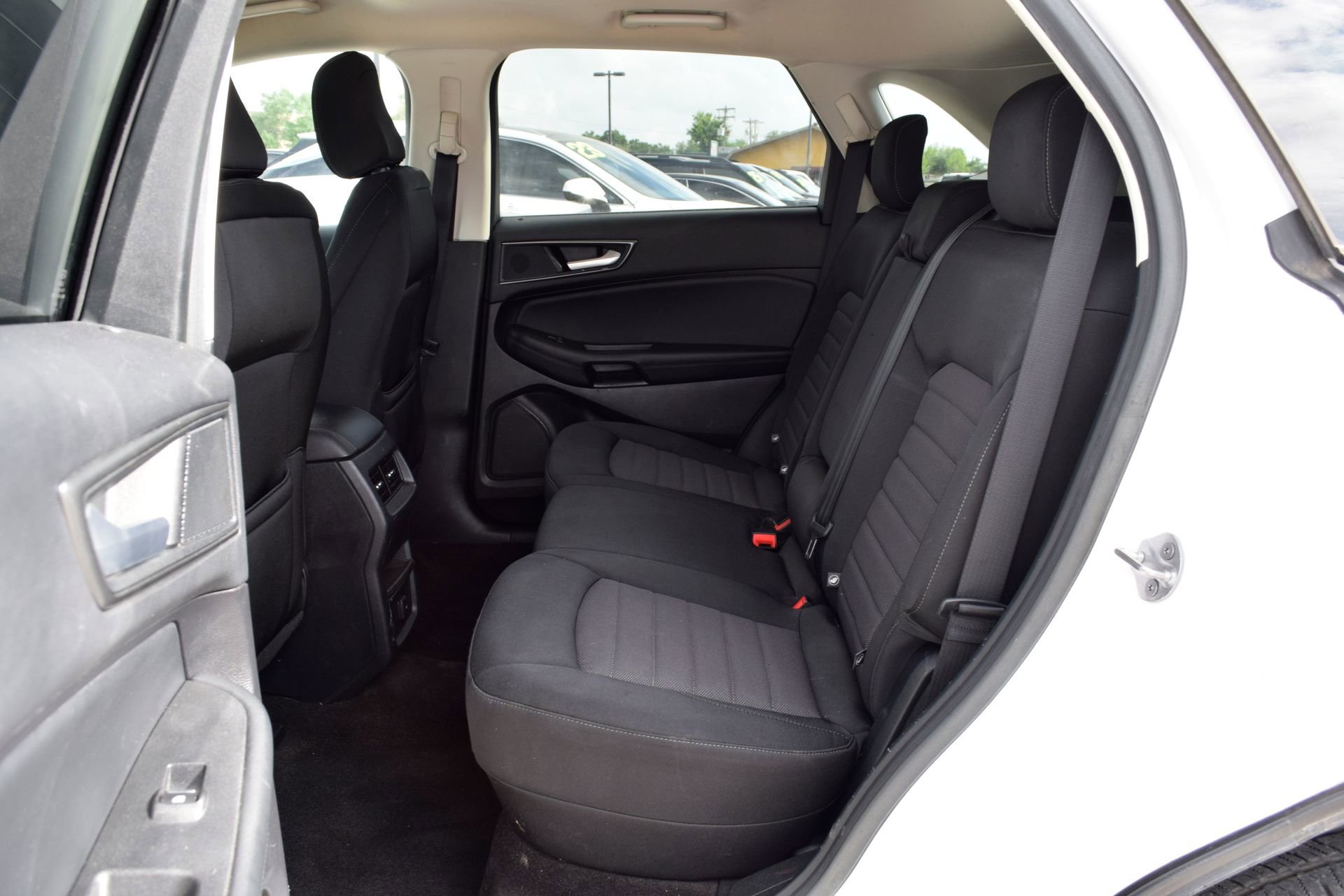 Certified 2020 Ford Edge SE FWD image 19